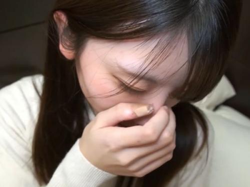 【無修正】ハメ撮り個人撮影！ウブそうな雰囲気のパパ活女子が勝手にマンコを濡らしてしまい中出し二連発！