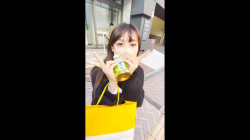 【個人撮影】アイドル顔の天真爛漫な制服美少女と円光ハメ撮りセックスに中出し不回避...