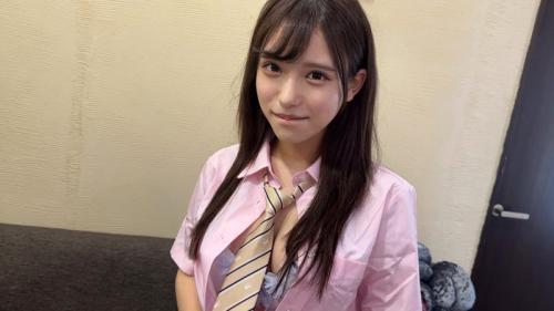 【個人撮影】スレンダー美少女との中出しハメ撮りセックスの優越感と快感が堪らない...