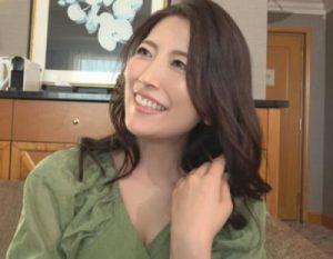 【木下凛々子】メチャ美人で熟れたえろえろBODYの熟女と潮吹き激エロSEX