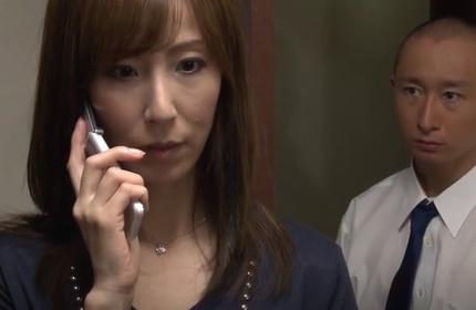 【澤村レイコ】SEXが足りない欲求不満な完熟マダムがご近所さんと・・・