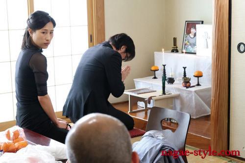 【NTR】会社経営する旦那が部下の女性を過労死させたことによって償いのための不倫関係になってしまった女！