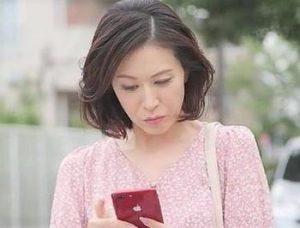 【一場れいか】綺麗な友達のお母さんのおまんこがシェアハウスの仲間たちに狙われて激エロSEX
