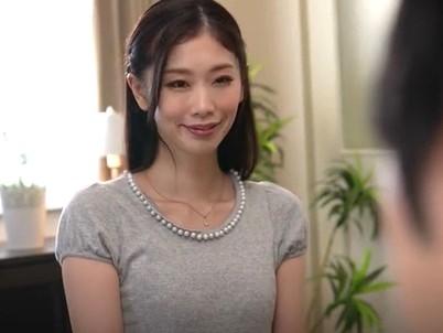 【小松杏】極上ルックスの嫁の母はオマンコ寂しい思いをしていて娘の亭主を求めてしまうｗ