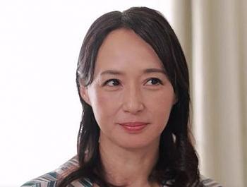【安野由美】極上クラスの美熟女お母さんを愛する息子と近親相姦