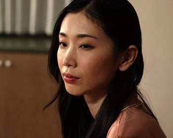 【レイプ】セクシースレンダー体型の三十路人妻が覆面野郎に襲われてしまう