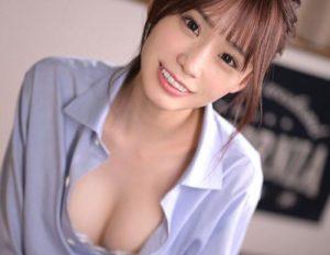 【未歩なな】圧倒的な可愛さ満点極エロボディーのあざとい後輩オフィスレディと一心不乱にエロエロ行為に浸る