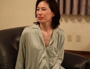 【一場れいか】色気抜群の美人さんが息子と快楽をともにする近親相姦！