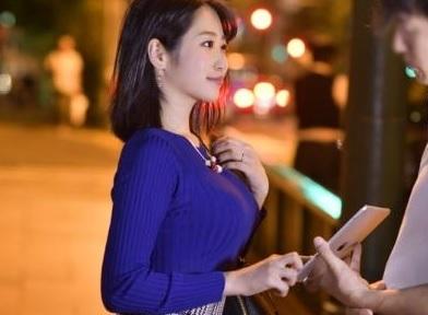 【人妻ナンパ】美巨乳おっぱいのパイパン美女に中出し！エロい奥様とNTR不倫セックス【素人ナンパ企画】