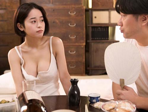 【中出し】「私そんなにエロい？？」成長してどちゃクソ可愛くなっていたエロ過ぎる幼馴染の膣内に濃厚精子を出しまくり！