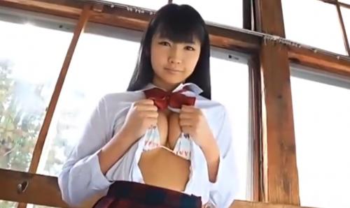 【巨乳JK】可愛い女の子のイメージビデオ