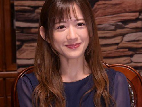 【希島あいり】夫婦交換セックスで他人棒を挿入されて乱れるスレンダー美人の嫁の姿に興奮する男！