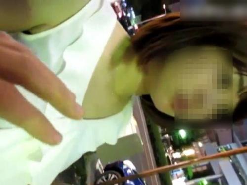 【リアルHQ盗撮】いたずらっ子し隊！完全痴漢犯罪のガチ一部終始！公道で素人ギャルに声掛けパイタッチ！