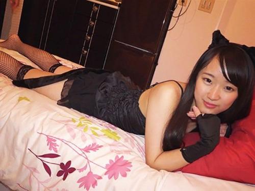 【素人】サーフショップでバイト中のロリ美少女がマジで可愛くて無毛！交渉の末に円光ハメ撮りセックス！