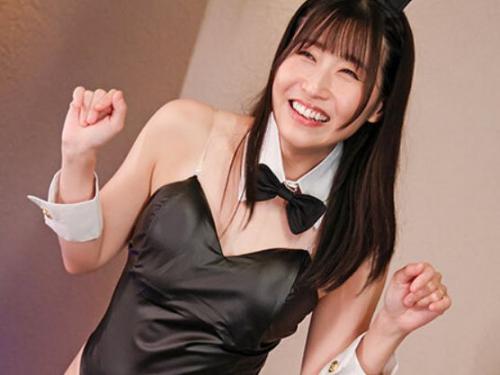 43歳女子でもこんなバニー衣装着たら勃起する