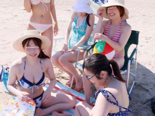 【マジックミラー号】美人ママ厳選！海水浴に来た美人妻グループをまとめてナンパしてハーレムスケベｗｗｗ