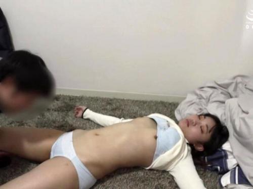 【驚愕の事実】「やめて！お願い！」街中で無防備な少女が遭遇した恐怖の悲劇！！