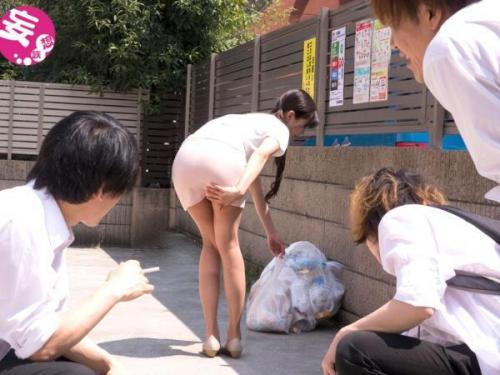 三十路の人妻さんが)近隣の生意気な少年たちに無理やり奪われた衝撃の凌辱動画！数人の幼い肉棒に次々と貫かれる集団暴行の記録がここに！