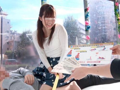 ＜MM号＞雪のように白い肌の清楚な大学生が初めての擦り合い体験！硬い男根の感触に羞恥心を抱きつつも熱くなり、滑らかに生で受け入れて絶頂の震えが止まらない！＜素人ナンパ＞