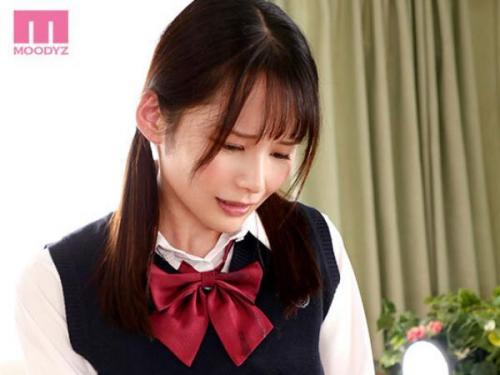 【JK×唾液交換】清純な白い肌の女子高生が年上の先生に足を優しく撫でられ、濃密なキスで魅了される♥舌を絡め合いながら秘所をじっくり愛撫され、背後から激しく突き上げられる★