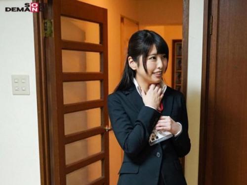 オフィスで全裸健康診断！？仕事中に身体測定を強いられる驚愕の職場、恥ずかしさに耐える姿がセクシーでキュート！