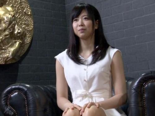 ＜宮村ななこ＞清楚な黒髪ロングの美少女が隠されたマゾの欲望を解放し、過激な肉便器調教で絶頂を迎える！