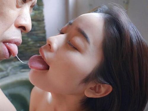 【ドミナントな彼女×魅力溢れる美女】「ゆっくりと私を満たしてほしい…♡」抑えきれない情熱を解放し、絶頂へと導く彼女の魅惑的な美貌！