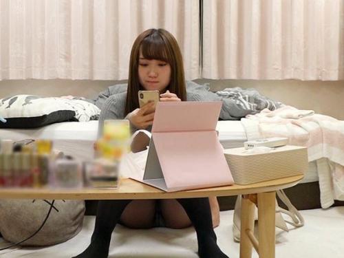 『お願いします、中には出さないで…』【JD】狂乱の侵犯者に抗いながらも、きつい秘所を突き破られた無垢な乙女！《強制》