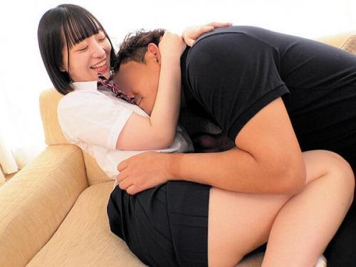 【女子高生×ナンパ】純真な心を持つ女子高生が、初めての男性を温かく迎え入れ、濃密な手技で魅了する！カジュアルな服装で特別なひとときをあなたに贈ります！