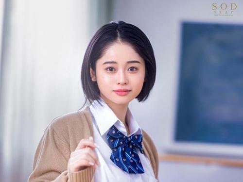 【MINAMO】『どのスタイルで私と遊ぶ？♡』魅惑のMINAMOが制服美少女、ウサギの女帝、そしてキャリアウーマンに華麗に変身
