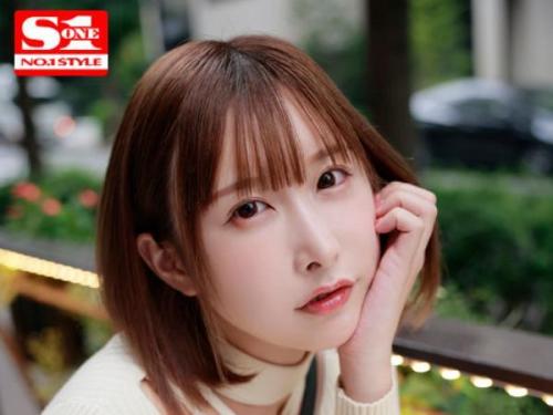 ＜うんぱい＞超絶可愛い美白美女が悩殺目線で硬直した肉棒に絡みつき、精液を最後の一滴まで搾り尽くす濃密な口技！