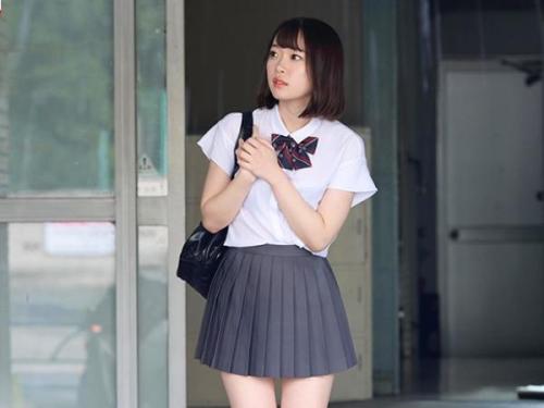 ＜架乃ゆら＞突然の豪雨で帰宅できず、制服姿の美少女が学校内で欲望に駆られた教師に弄ばれ、絶頂を迎える！