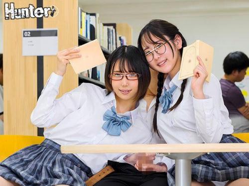 【女子校生】図書館の片隅で小悪魔系JKがスカートチラリで誘惑！視線が絡むと妖艶な微笑みで硬くなった肉棒を弄ばれ、ついには濃厚な中出しエッチに突入♥︎