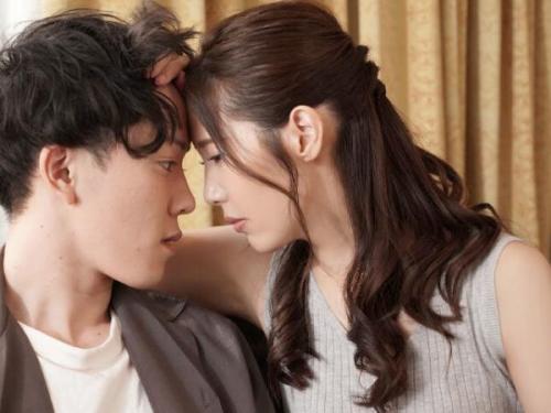 ＜水端あさみ＞魅惑的な肉体を抑えきれない美齢女性が、妊娠中の娘の夫が蓄えている精液を求めて、タブーとされる性的行為に耽る！
