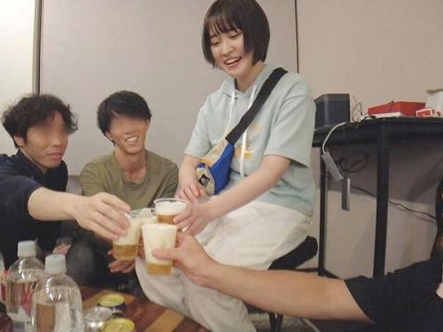 ＜乃々瀬あい＞敏感ボディの東北出身美少女がエッチなお薬キメこんでドスケベ乱交セックス！