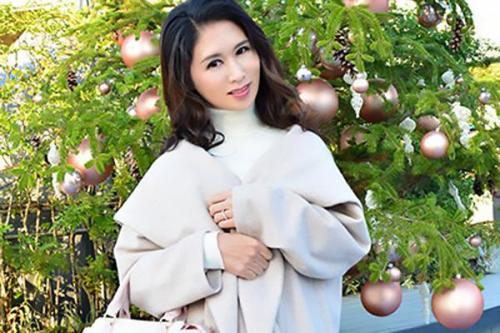 【主婦×熟女】植木翔子 平凡な夫と学生の息子の三人で暮らしている翔子。しかし彼女には家族には言えない秘密があった。