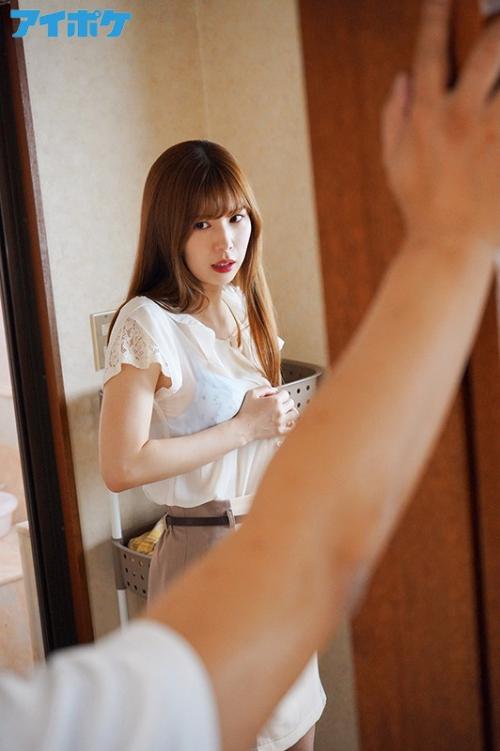 明里つむぎ 母親の再婚相手は下品でガサツで働かないクズ男。ある日、濡れて下着が透けた「つむぎ」に欲情し、そのまま力任せに犯した。