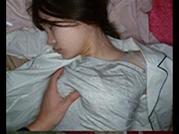 【顔射×素人】私の大好きな広瀬ずさんに似ている大学生に痴った。一目見た瞬間にターゲットに決めたが、まずは入念にストーキングした。