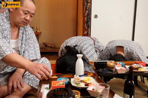 【辱め×NTR】佐山愛 社員旅行の宴会で酔った同僚たちが婚約者の愛へセクハラを繰り返した。脱衣ジャンケン、股間丸見えツスター、目隠し肉棒当てフェラ、イラマえずき汁ゲーム。
