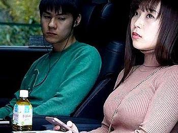 【巨乳×近親相姦】八乃つばさ 引きこもりの弟は、姉のおっぱいを10年間吸い続けていた。婚約者が近くにいてもなりふり構わず、1泊2日間おっぱいを吸い続けた。