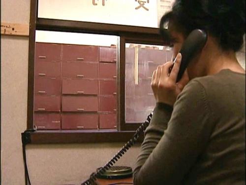 【ヘンリー塚本】社員寮の熟女が仕事前に興奮する社員ペニスとえちえち