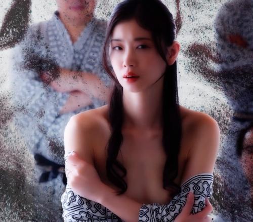 【小松杏】「妻に浮気をさせたい」NTR願望を持った夫が見守る前で初対面の濃厚オヤジのダッチワイフにされる乱交SEX