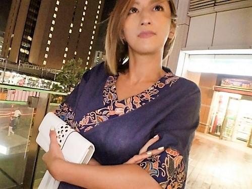 【熟女ナンパ】バツイチ子持ちスレンダー爆乳おっぱい痴女おばさんベロチュー手コキフェラパイズリ騎乗位セックス【エロ動画】