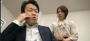 ＜黒ストＯＬおねえさんがオフィスで上司とパコっちゃう♡＞激シコ注意。「ああん！もっとぉそこ♡」