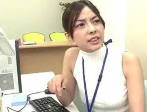 【時間停止】職場のお姉さんの時間を止めてセクハラ責めしてしまう禁断関係