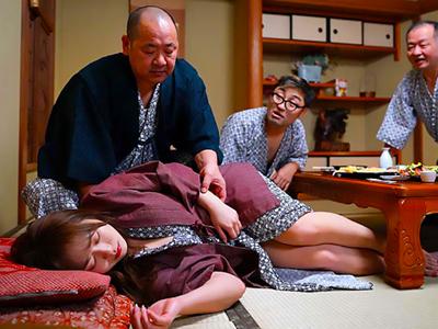 〔人妻×眠剤〕予想外の誘惑に翻弄される人妻さんが膣奥ガンピスでイキまくる姿にフル勃起不可避ｗｗｗ