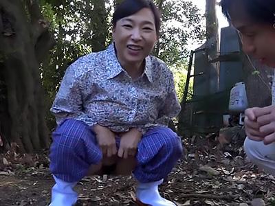 《中出し》ぽっちゃり熟女さんが露出して生でハメまくり激イキしまくり中出しがクソエロいっすｗｗｗ