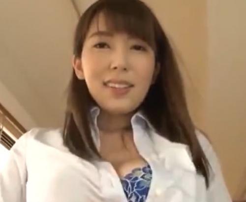 【波多野結衣】巨乳美女が激しいフェラ手コキで責めてきて正常位で中出しファック！