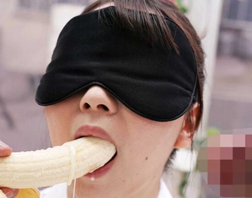 【企画×MM号】激かわのメガネ美人さんが目隠ししてエッチなフェラ！濡れたま○こに挿入！