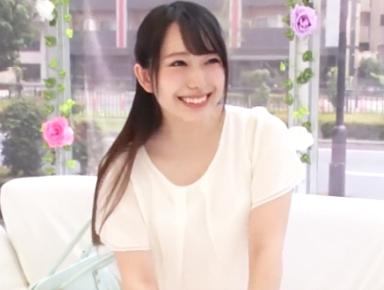 【MM号×潮吹き】『我慢できない〜』笑顔が素敵な美人JDが激ピスでイキまくる！